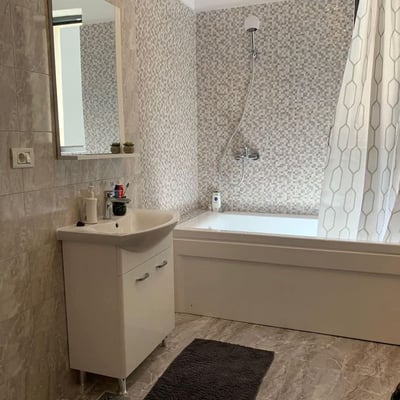 Аренда комфортных 2-комнатных апартаментов 52 м² в районе Tomis Nord, Констанца, Румыния